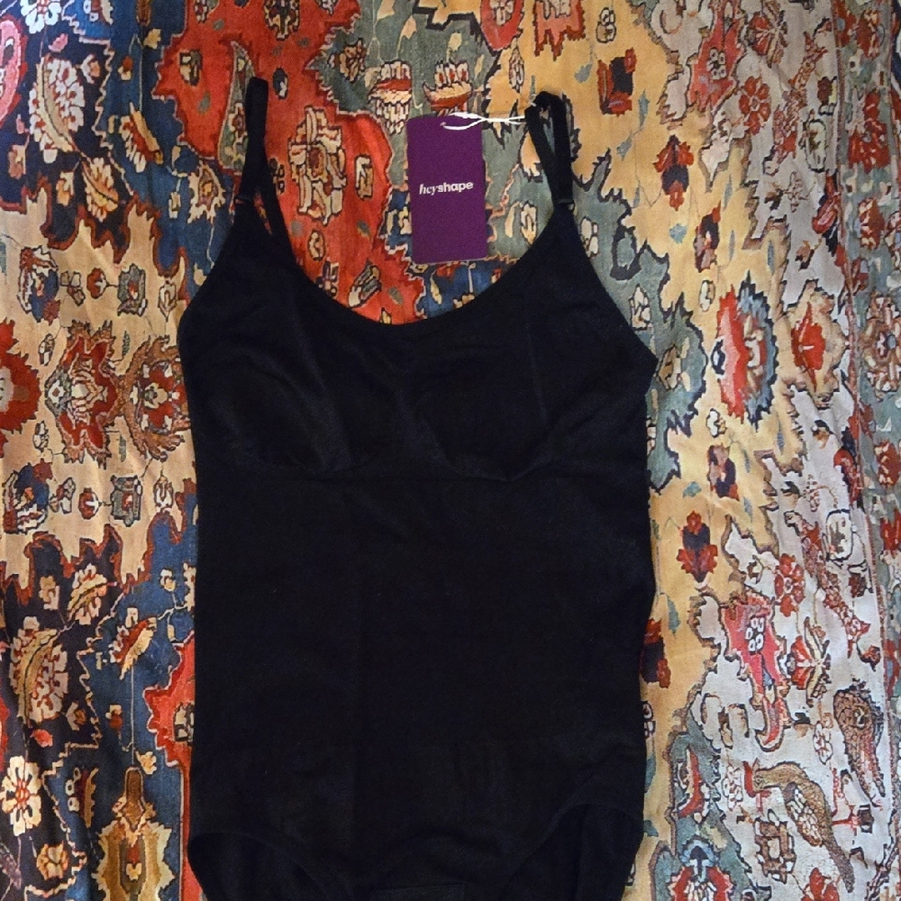 Heyshoppe Women's Elegant Black Shapewear Bodysuit